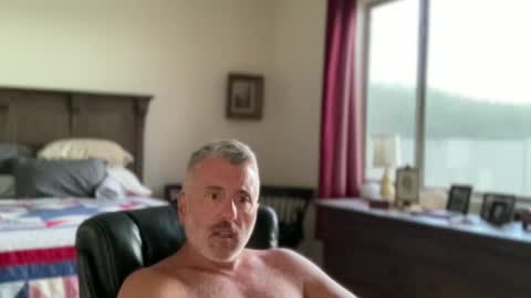 Dad of Three online show from 09.17.25