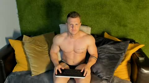 Snapshot of jimmyhardin21 chatting on 05.18.26 Hardin online show from 05.18.26
