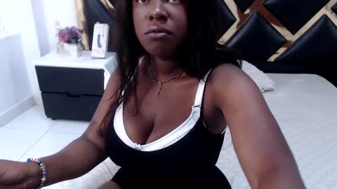 jymmy y pamela online show from 10.26.25