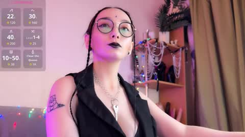 Snapshot of jinhee_noir chatting on 12.13.25 Jinhee Noir online show from 12.13.25