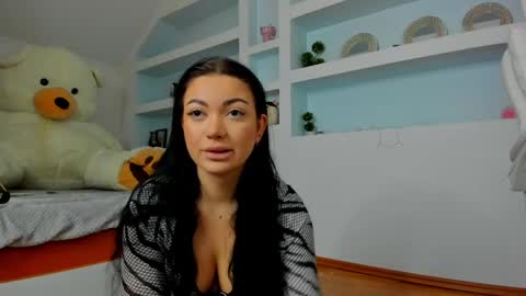 Snapshot of jisselle chatting on 05.20.26 Juliee online show from 05.20.26