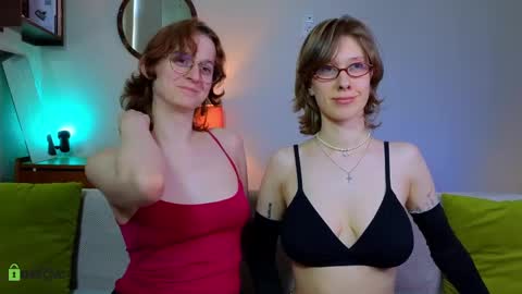 Hey Guys We are Julia ginger  Tina brunette online show from 04.24.26