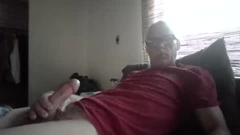 jizzmitten5 online show from 11.14.25