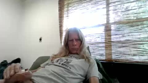 jizzmitten5 online show from 06.14.26