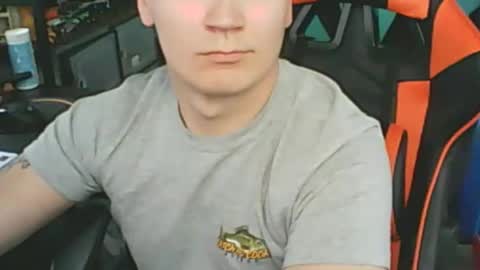 Snapshot of jjhynes402 chatting on 04.08.26 Jake online show from 04.08.26
