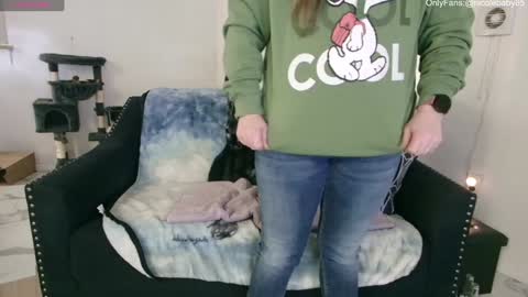 Nicole  Allen online show from 12.28.24