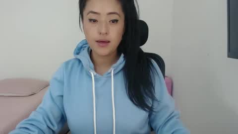 Snapshot of jjulietha95 chatting on 12.13.24 Julieta online show from 12.13.24