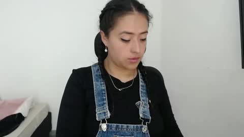 Snapshot of jjulietha95 chatting on 12.20.24 Julieta online show from 12.20.24
