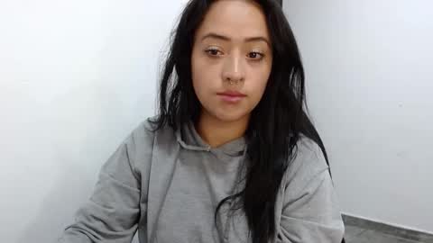 Snapshot of jjulietha95 chatting on 01.23.25 Julieta online show from 01.23.25