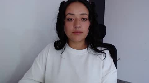 Snapshot of jjulietha95 chatting on 01.31.25 Julieta online show from 01.31.25