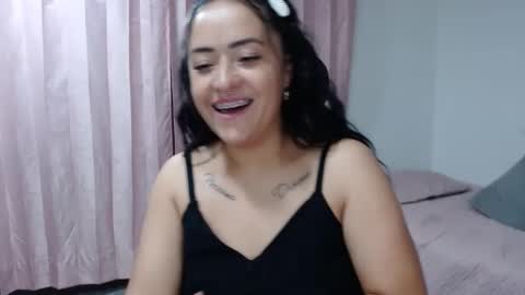 Snapshot of jjulietha95 chatting on 02.11.25 Julieta online show from 02.11.25