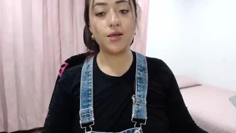 Snapshot of jjulietha95 chatting on 02.13.25 Julieta online show from 02.13.25