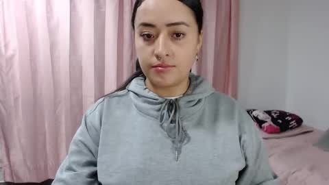 Snapshot of jjulietha95 chatting on 02.17.25 Julieta online show from 02.17.25