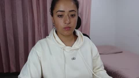 Snapshot of jjulietha95 chatting on 02.20.25 Julieta online show from 02.20.25