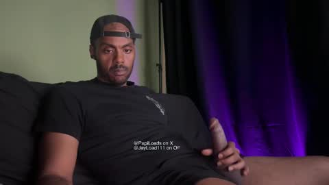 Snapshot of jloads_ chatting on 09.22.25 Jay Load online show from 09.22.25