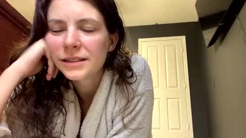 jlynn1997 online show from 12.01.25