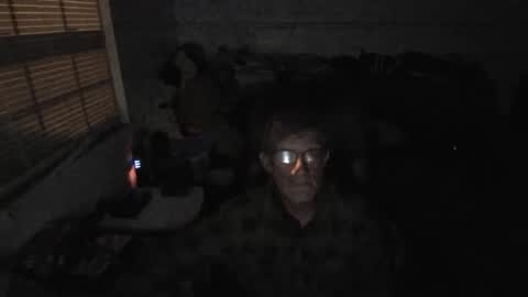 Snapshot of jmoorez2001 chatting on 09.29.25 johnny online show from 09.29.25