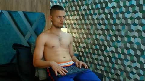 Snapshot of joaho_fernandez chatting on 04.28.26 Joao online show from 04.28.26