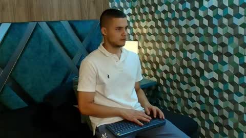 Snapshot of joaho_fernandez chatting on 04.29.26 Joao online show from 04.29.26