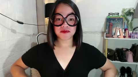 Joana online show from 02.14.25