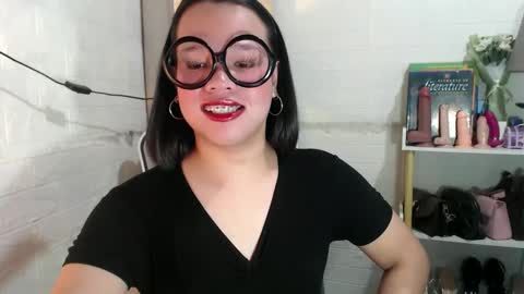 Joana online show from 02.19.25