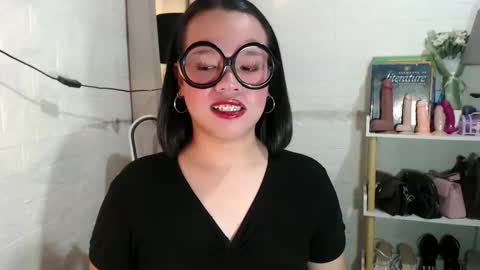 Joana online show from 02.20.25