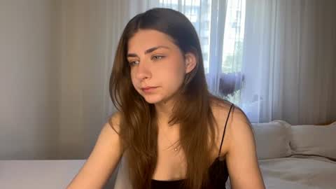 Snapshot of joandonelly chatting on 06.28.26 Bella online show from 06.28.26