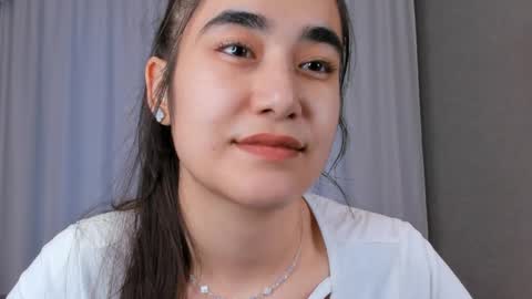 Snapshot of joangoulder chatting on 12.15.24 Mia online show from 12.15.24