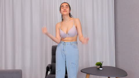 Snapshot of joangoulder chatting on 12.15.24 Mia online show from 12.15.24