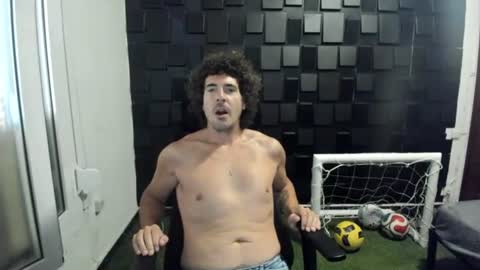 Snapshot of joaquin420_hot chatting on 06.25.26 joaquin420_hot online show from 06.25.26