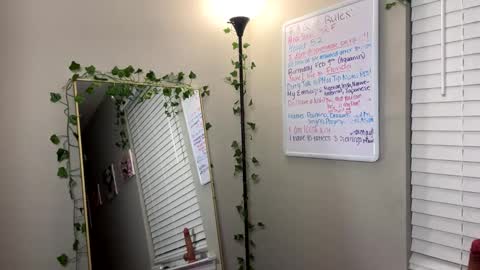 Snapshot of jobxbyy chatting on 02.21.25 JoJo 3 online show from 02.21.25