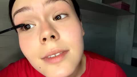 Mila online show from 07.11.26