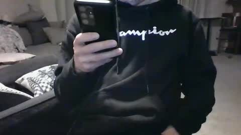 Snapshot of joe5star chatting on 03.10.25 joe5star online show from 03.10.25