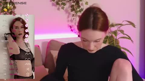 Snapshot of joe___joe chatting on 12.22.24 Joe online show from 12.22.24