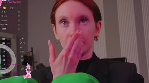 Snapshot of joe___joe chatting on 09.20.25 Joe online show from 09.20.25