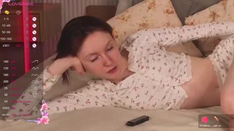 Snapshot of joe___joe chatting on 10.18.25 Joe online show from 10.18.25