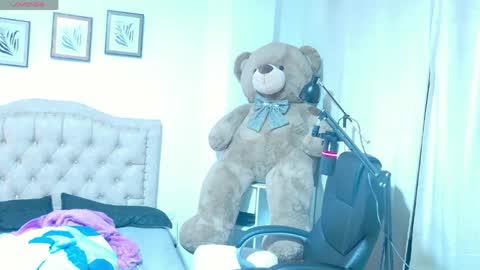 Snapshot of joe_jhonson chatting on 05.25.26 joe jhonson online show from 05.25.26