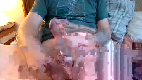 Snapshot of joeblow2525 chatting on 03.09.26 joeblow2525 online show from 03.09.26