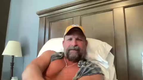 joestros online show from 10.10.25