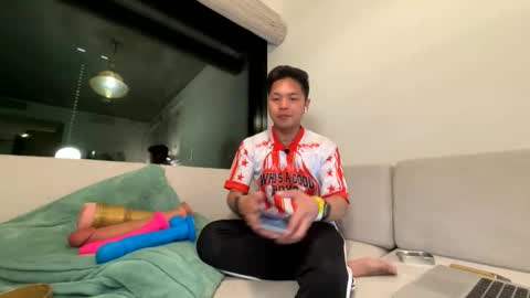 Joey De la Cruz online show from 05.17.26