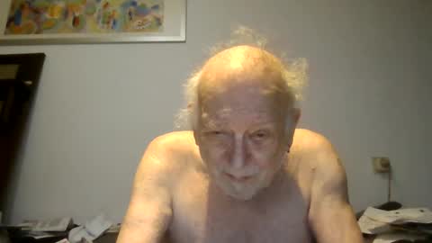 Snapshot of johan1948 chatting on 12.27.24 Johan online show from 12.27.24