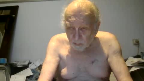 Snapshot of johan1948 chatting on 01.03.25 Johan online show from 01.03.25
