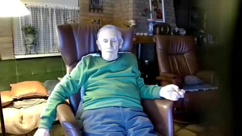 Snapshot of johan7_heet chatting on 12.05.24 johan7 heet online show from 12.05.24