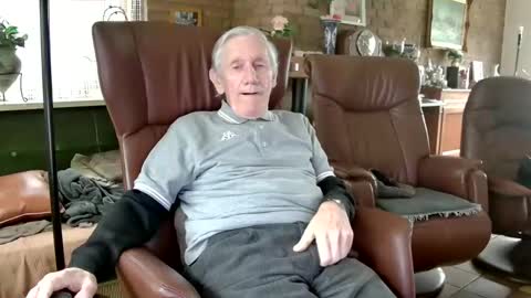 Snapshot of johan7_heet chatting on 01.17.25 johan7 heet online show from 01.17.25