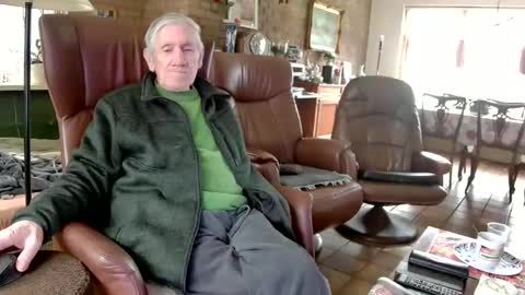 Snapshot of johan7_heet chatting on 02.04.25 johan7 heet online show from 02.04.25