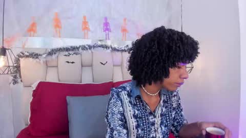 Johan  online show from 10.15.25