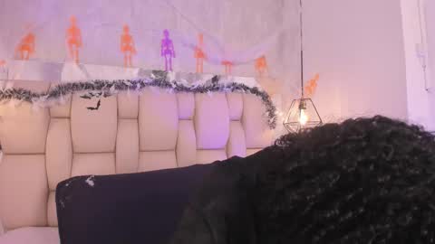 Johan  online show from 10.17.25