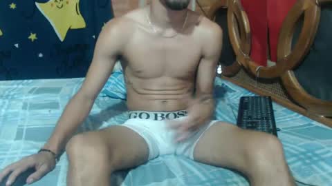 Snapshot of johan_horny_boy chatting on 01.06.25 Johan online show from 01.06.25