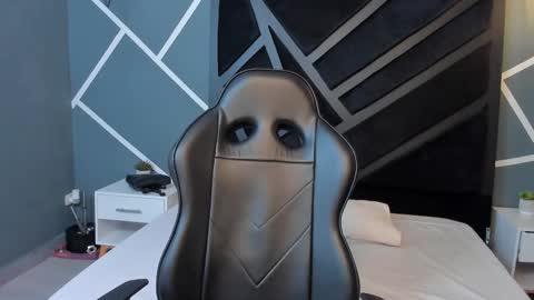 Johan Williams online show from 02.25.25