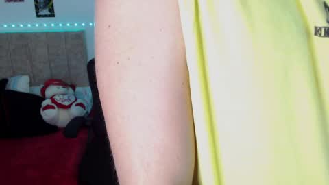 Snapshot of johanleonsweetboy chatting on 01.18.25 JOHAN independient model online show from 01.18.25